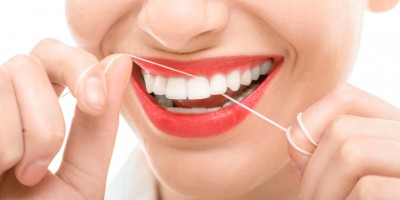 Zahnpflege - Zahnreinigung - Zahnseide